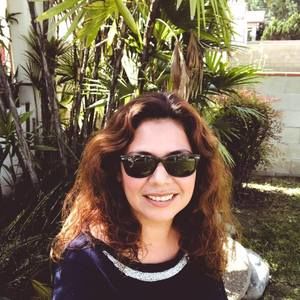 Meet your Posher, Lia